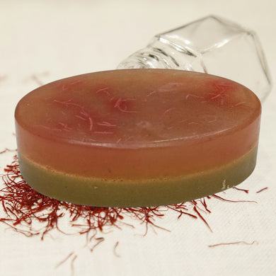 Kunjika Jadibooti Multani mitti and Kesar Double layer Soap | Handmade Natural Bath Bar with Aloe Vera, Vitamin E and Tea tree Essential oil