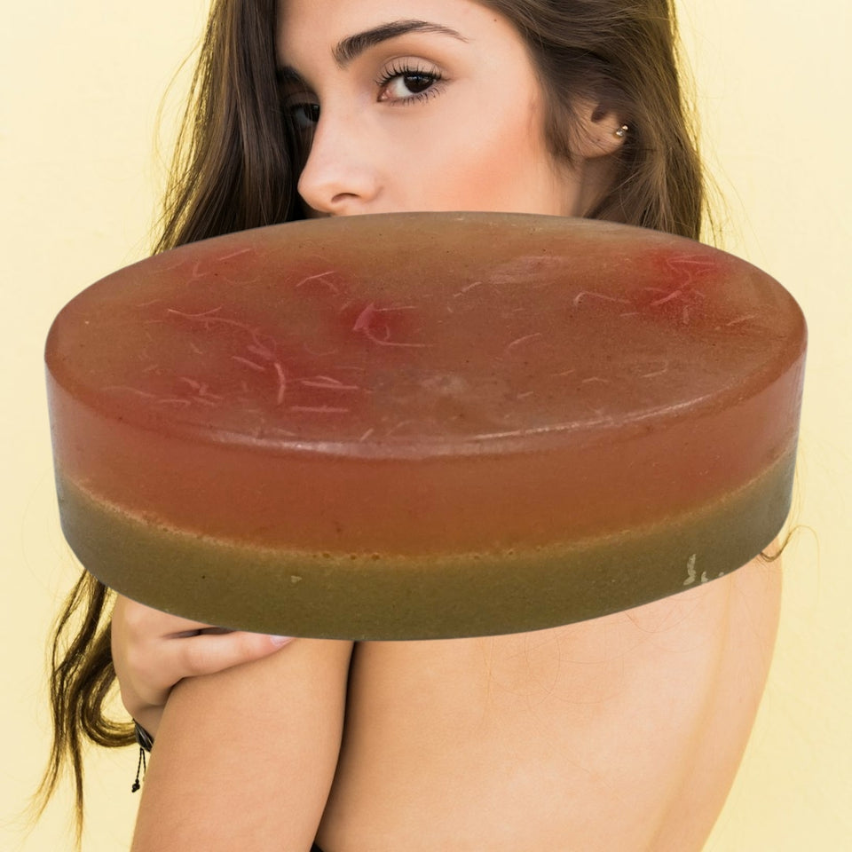 Kunjika Jadibooti Multani mitti and Kesar Double layer Soap | Handmade Natural Bath Bar with Aloe Vera, Vitamin E and Tea tree Essential oil