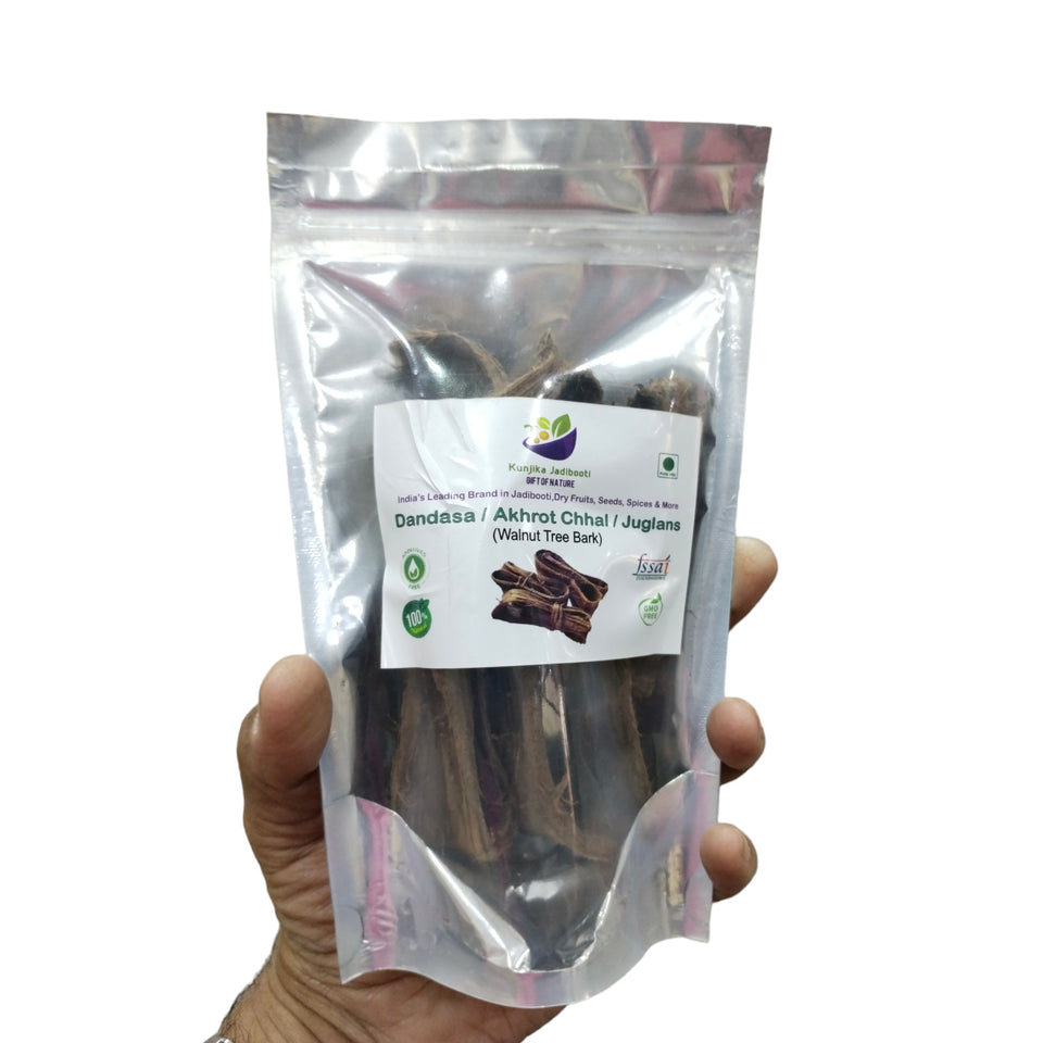 Kunjika Jadibooti Organic Akhrot Chaal | Dandasa | Datoon - Juglans - Walnut Tree Peel (50 GM)