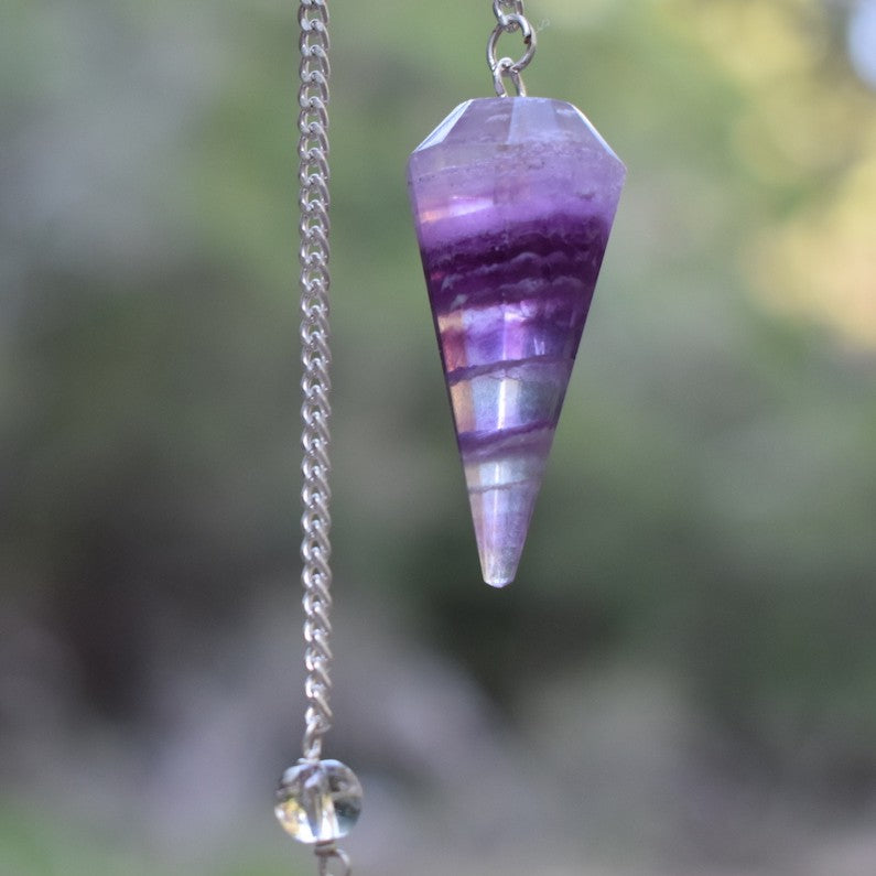 Natural Multi Fluorite Pendulum Faceted Point Gemstone Reiki Healing Pendulums for Dowsing Scrying Reiki Puja & Crystal Healing