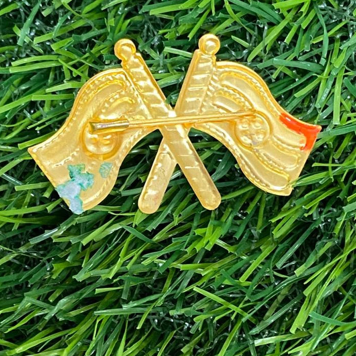Flag Shop India Cross Flag Golden Lapel Pin / Brooch / Badge for Clothing Accessories