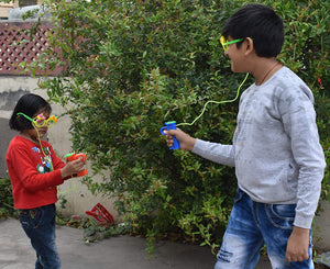 Holi Kids Play Holi Fun Goggles / Eyewear Pichkari with High Pressure Pichkari for Boys and Girls