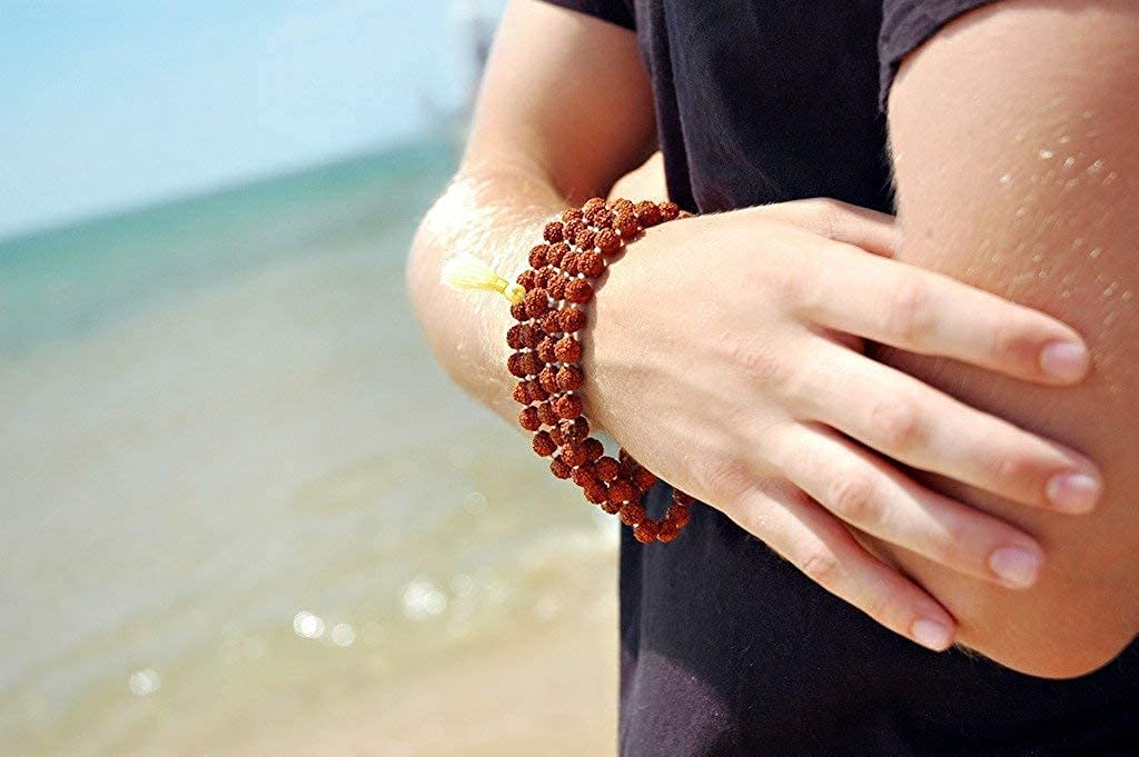 Original Mukhi Natural Rudraksha Mala for Men/Women Wearing (4 mm, N